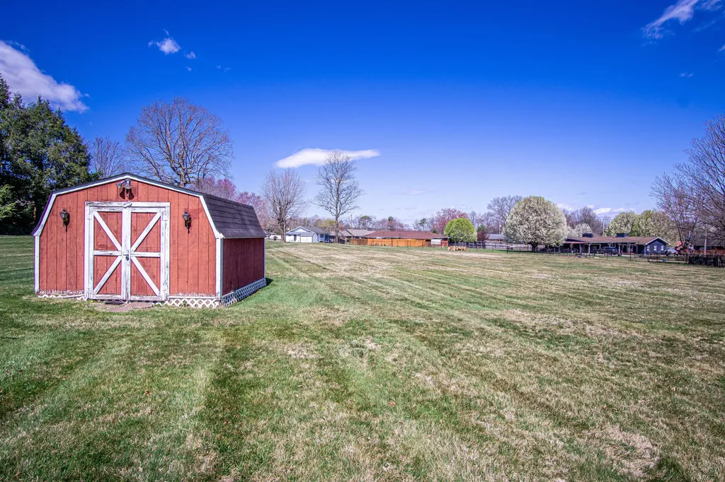 710 Adams Street Corbin KY 40701