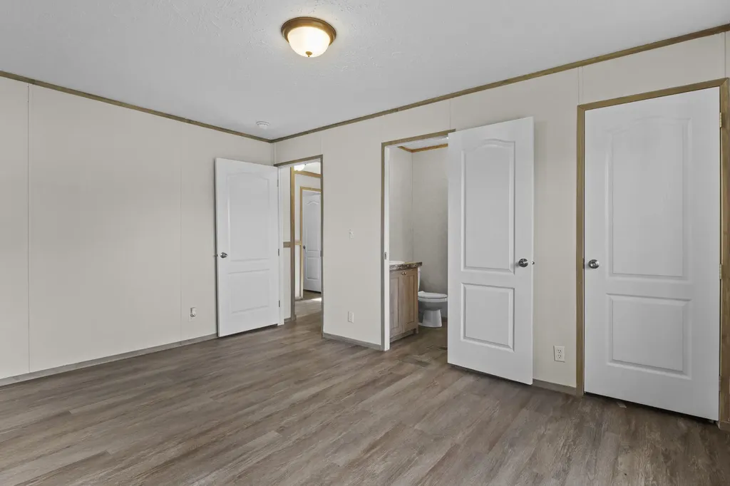 3003 N Middletown Road Paris KY 40361