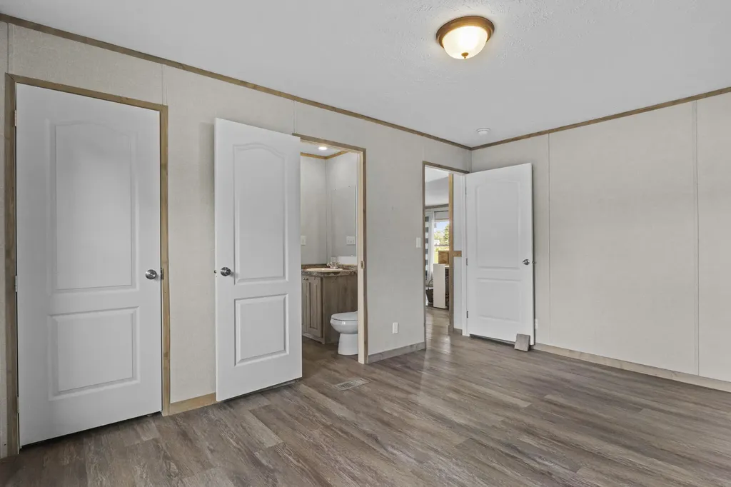 3003 N Middletown Road Paris KY 40361