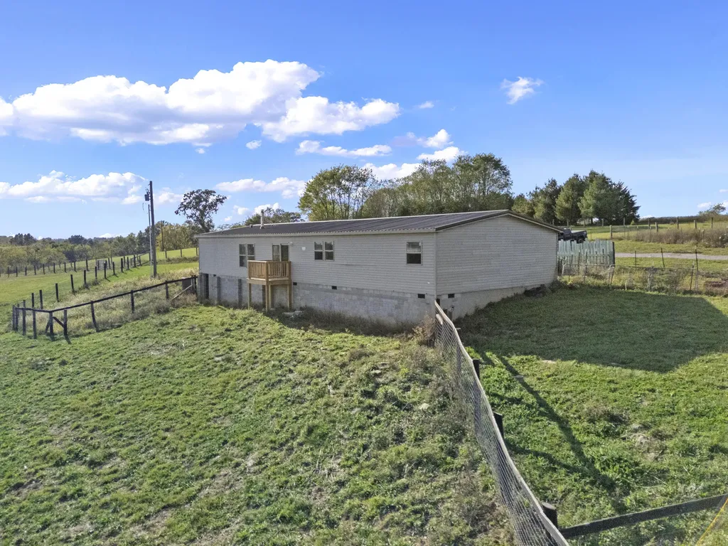 3003 N Middletown Road Paris KY 40361