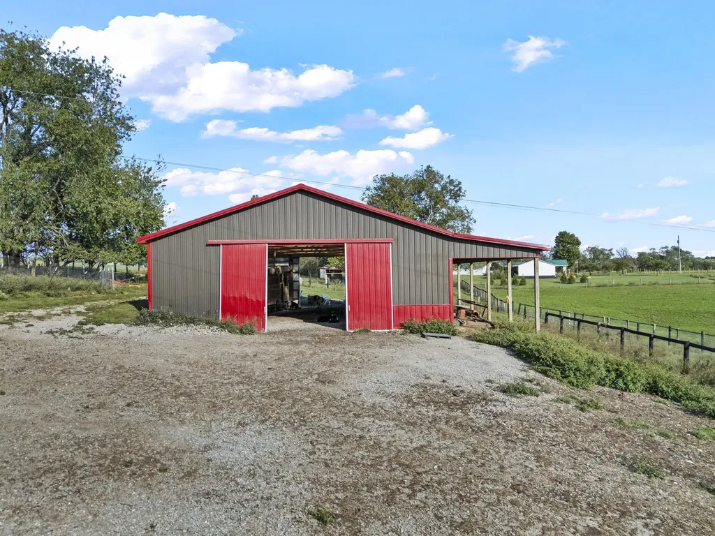 3003 N Middletown Road Paris KY 40361