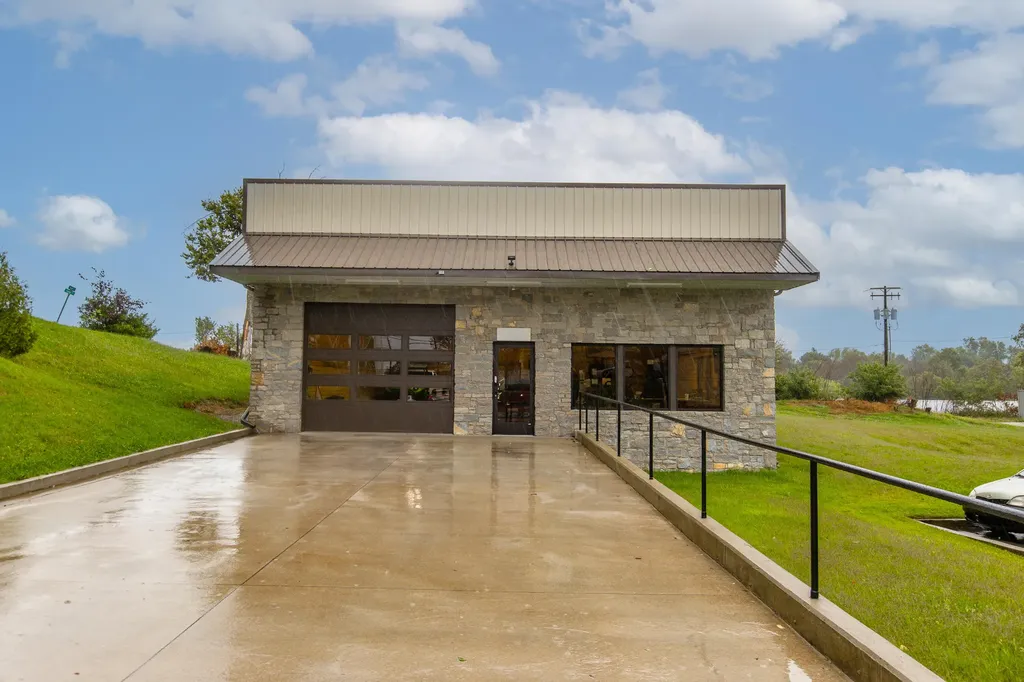 784 S 4th Street Danville KY 40422