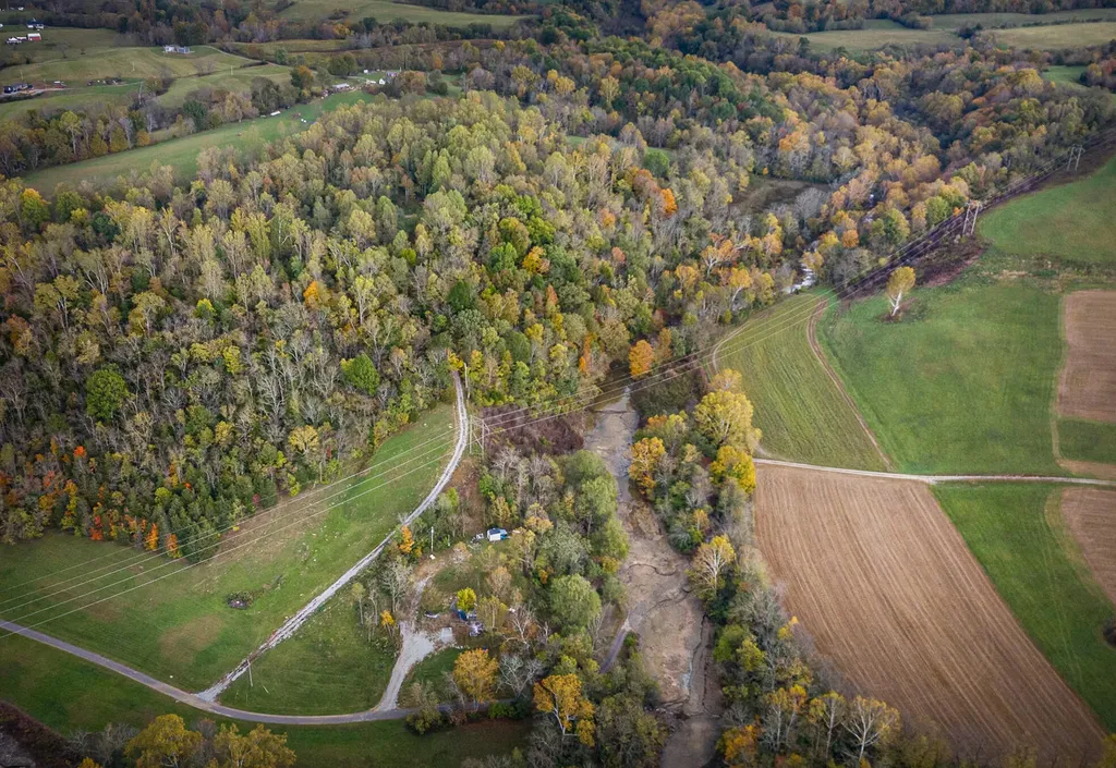 7950 Four Mile Road Winchester KY 40391