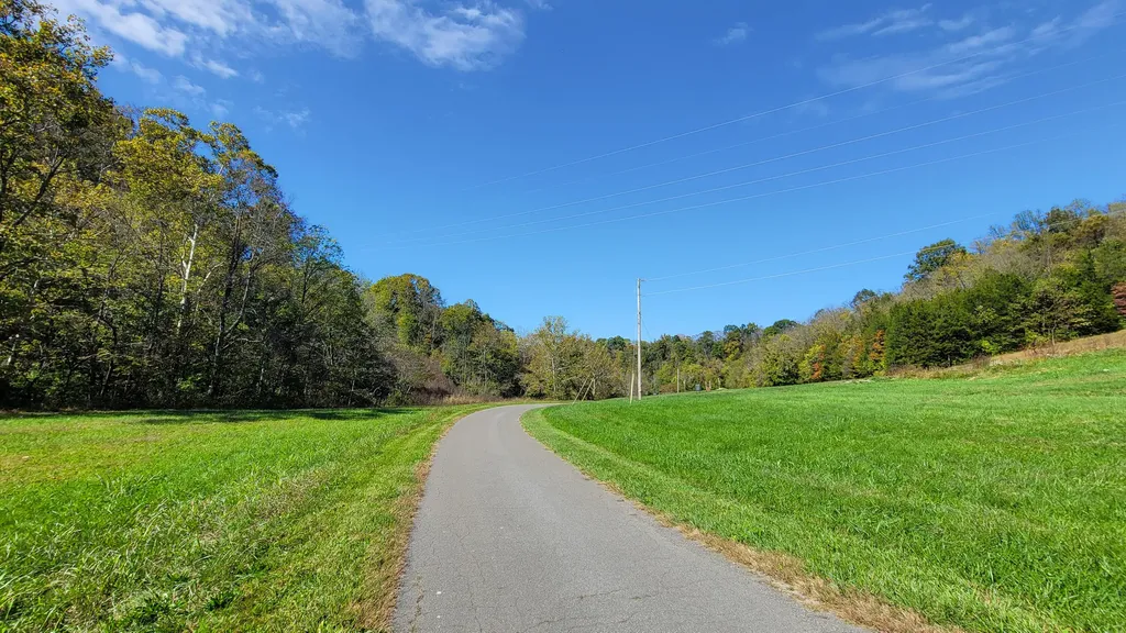 7950 Four Mile Road Winchester KY 40391