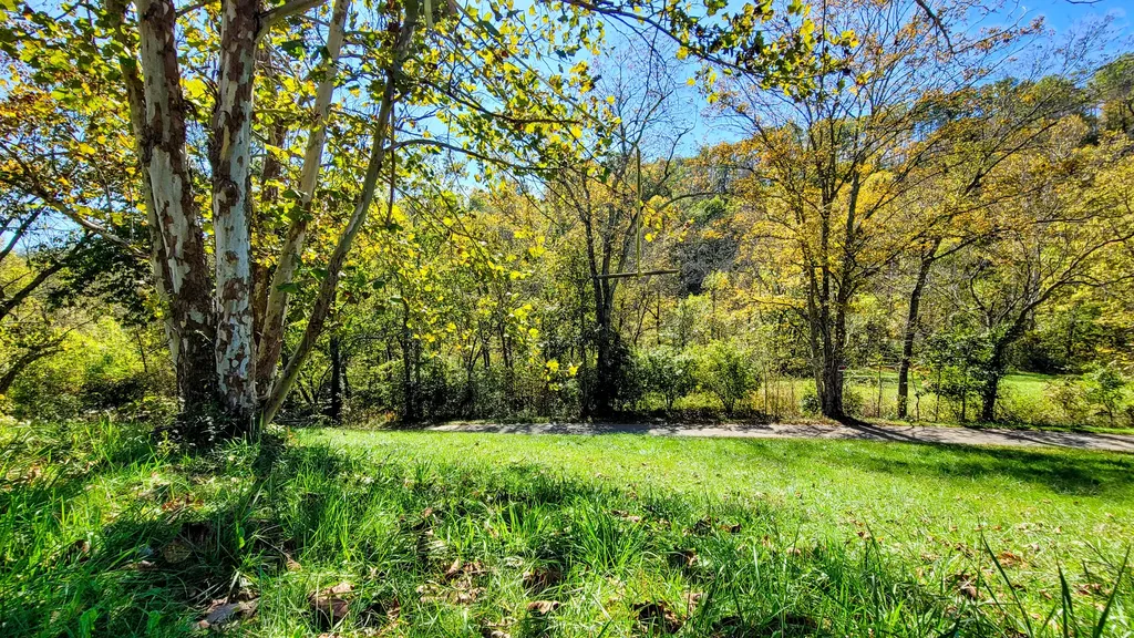 7950 Four Mile Road Winchester KY 40391