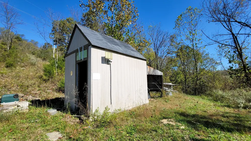 7950 Four Mile Road Winchester KY 40391