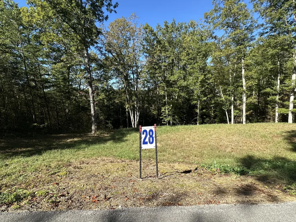 26 Cliffs Line Drive London KY 40741