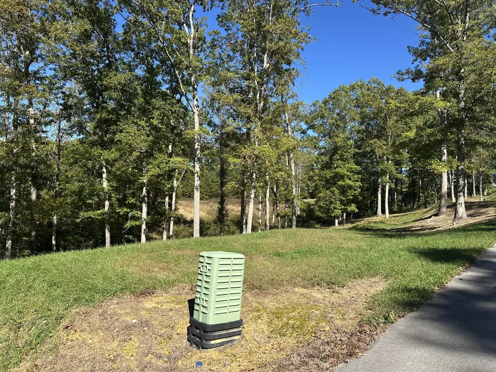 26 Cliffs Line Drive London KY 40741