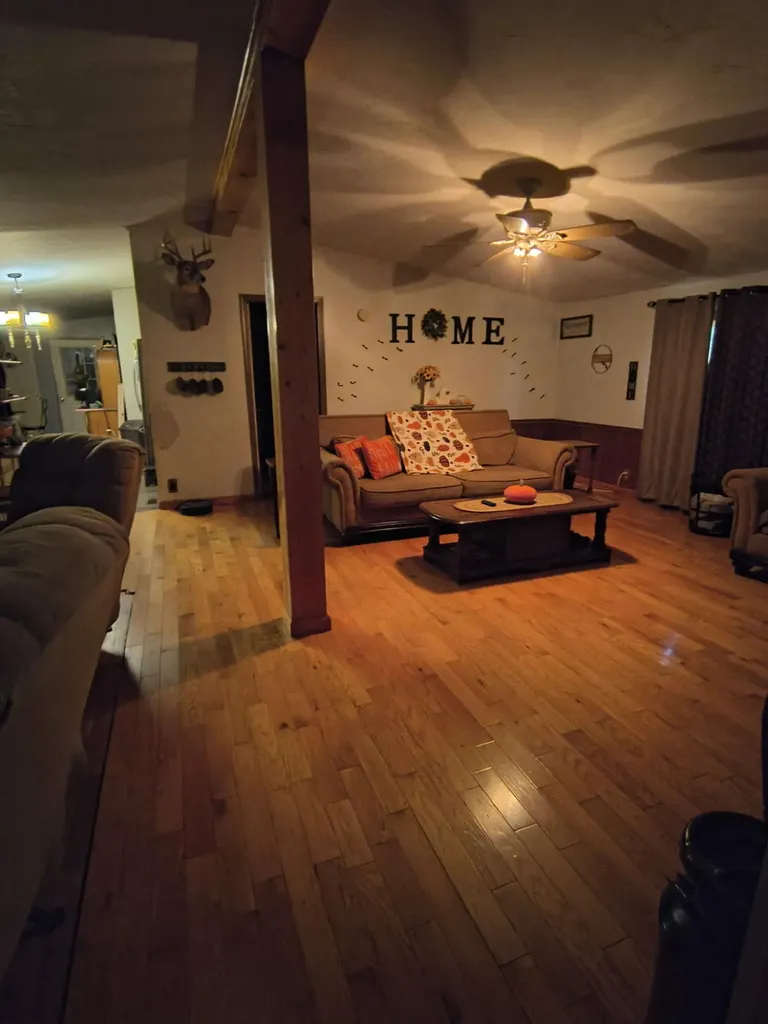 9835 Ky-328 Crab Orchard KY 40419