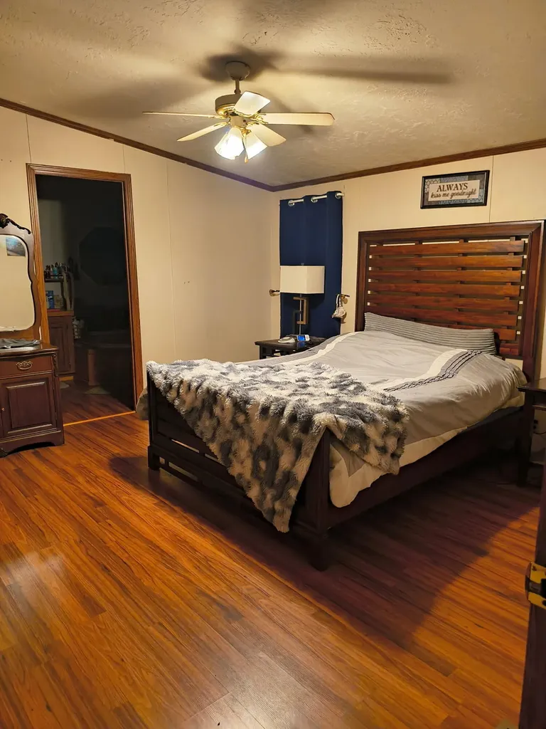 9835 Ky-328 Crab Orchard KY 40419