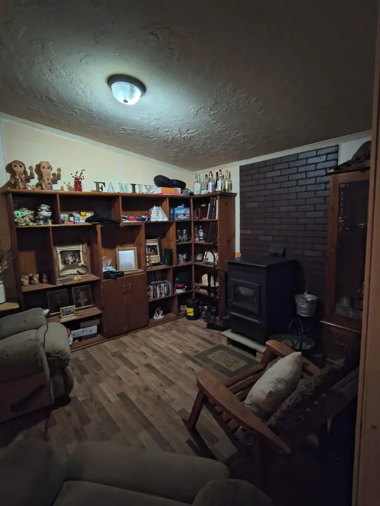 9835 Ky-328 Crab Orchard KY 40419