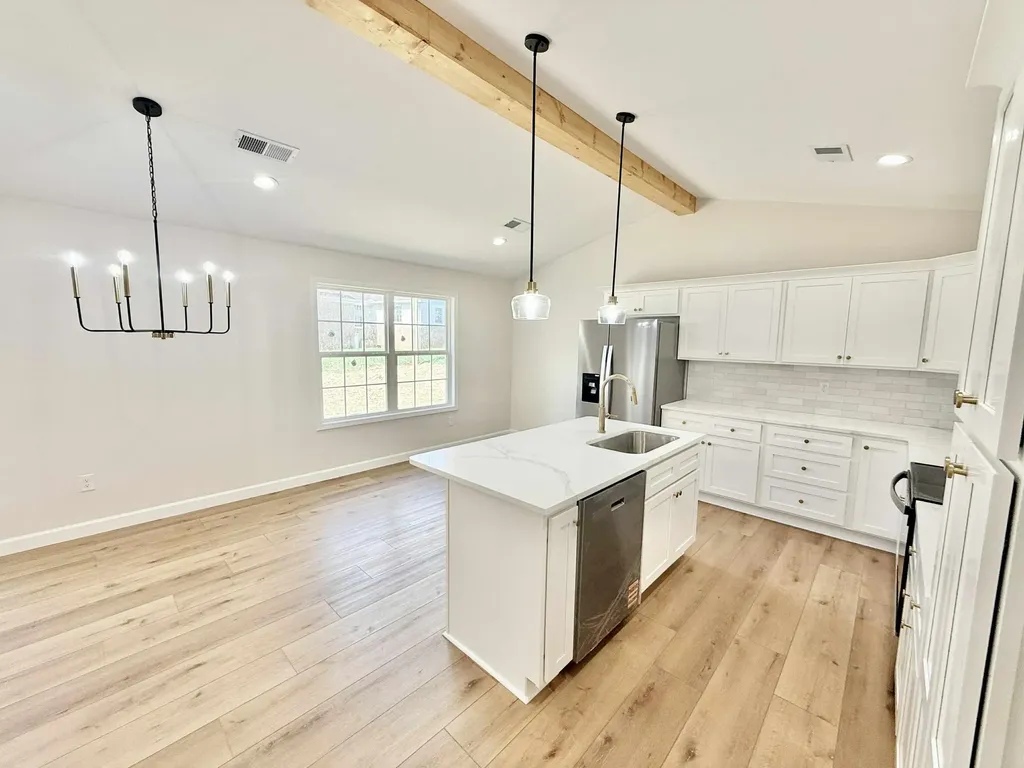 1905 Avalon Drive Somerset KY 42503