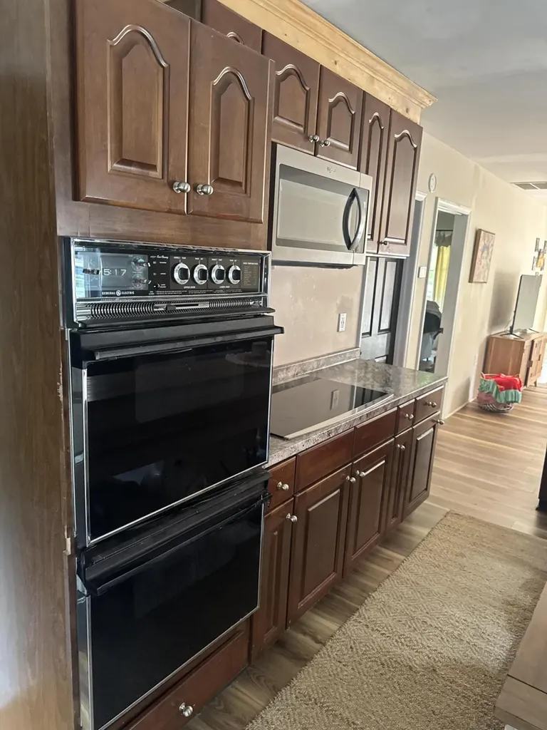 357 Highway 522 Baxter KY 40806
