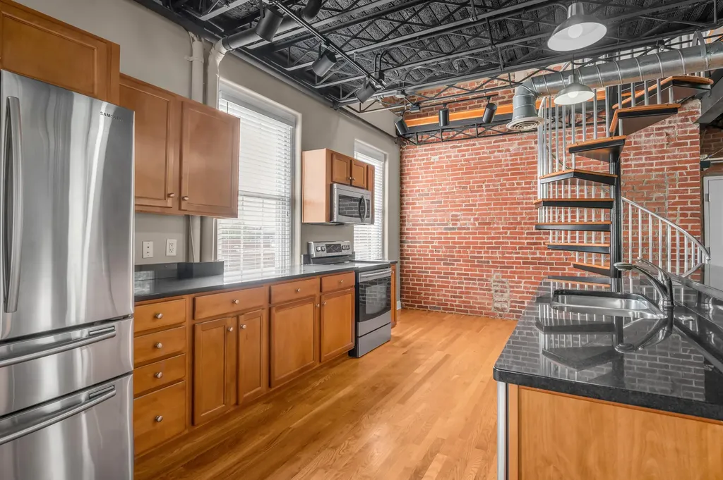 200 W Second Street Lexington KY 40507