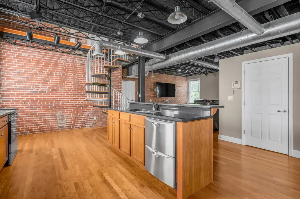 200 W Second Street Lexington KY 40507