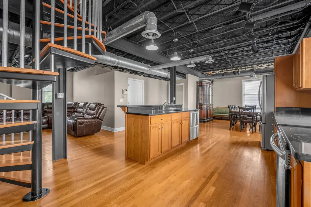 200 W Second Street Lexington KY 40507