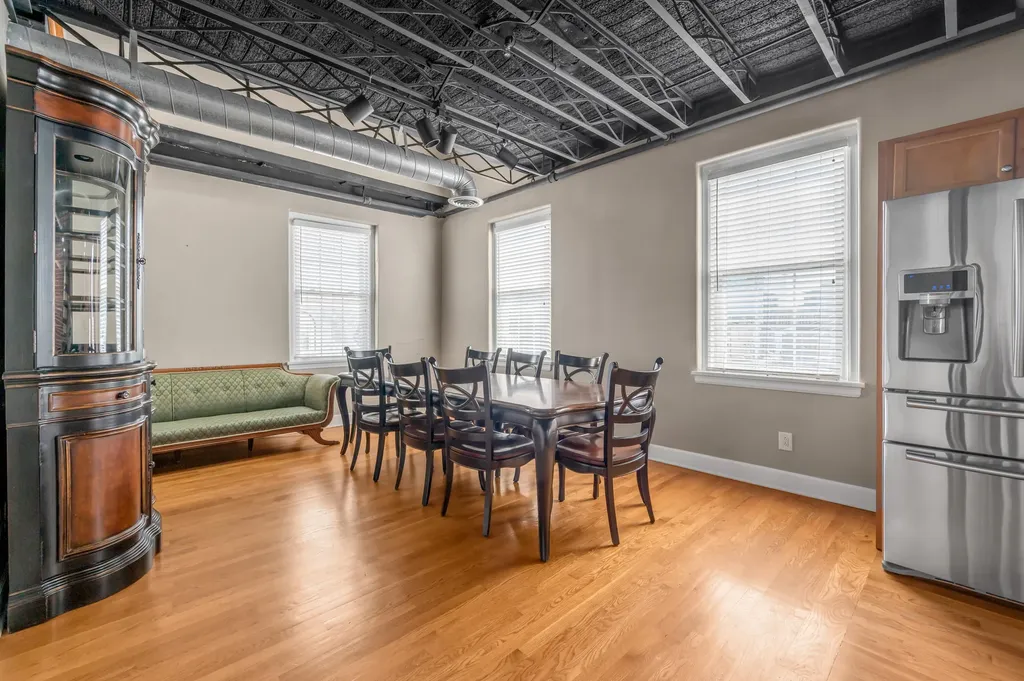 200 W Second Street Lexington KY 40507
