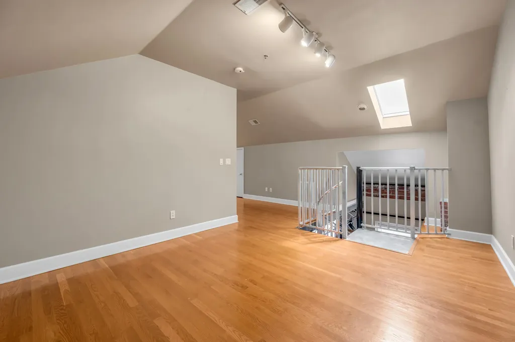 200 W Second Street Lexington KY 40507