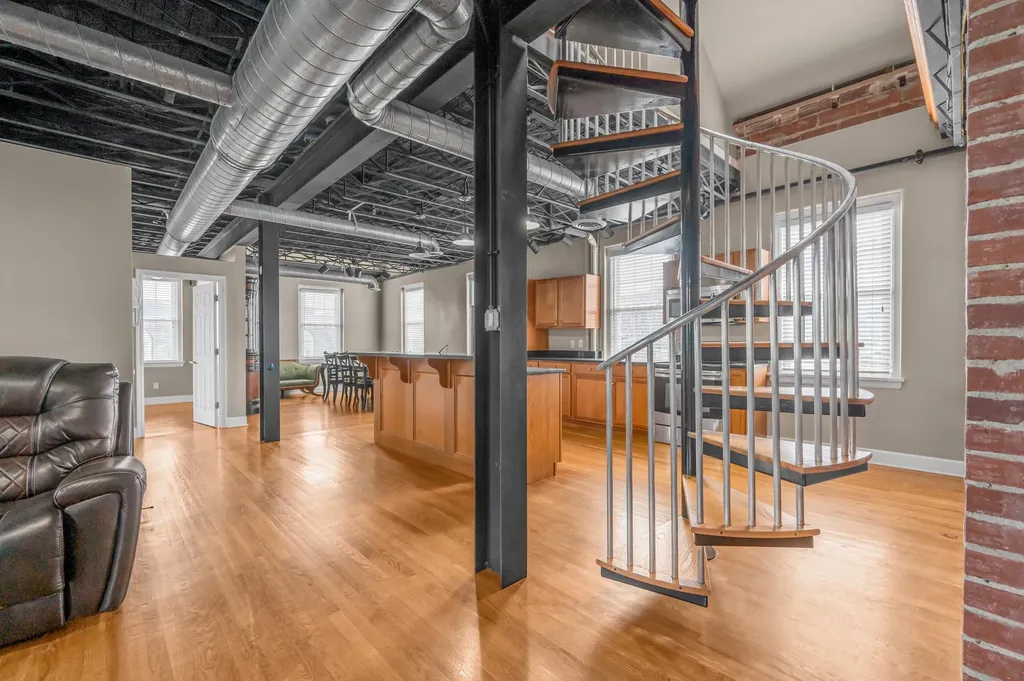 200 W Second Street Lexington KY 40507