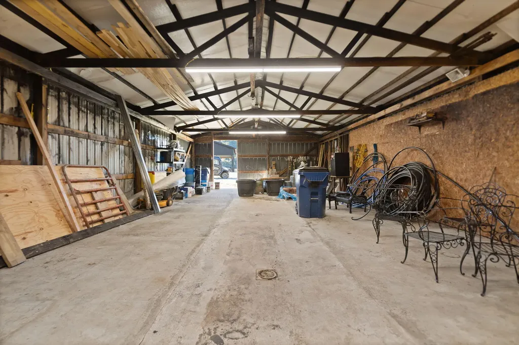 3761 Down And Around Road Salyersville KY 41465