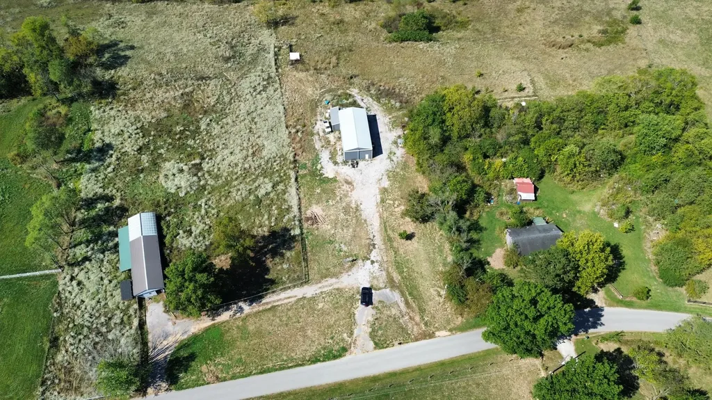196 Hopewell Road Harrodsburg KY 40330