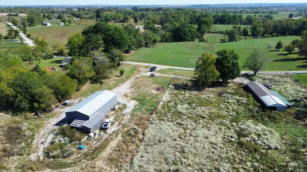 196 Hopewell Road Harrodsburg KY 40330