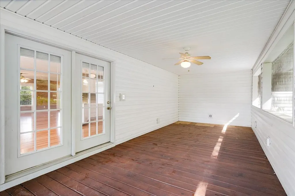 300 Carrington Green Road Salt Lick KY 40371