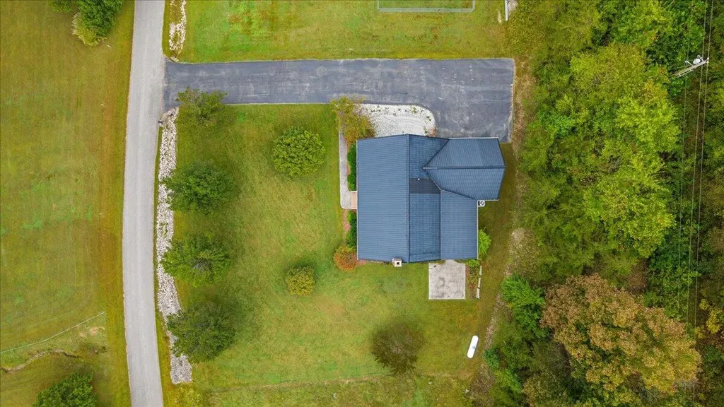 300 Carrington Green Road Salt Lick KY 40371