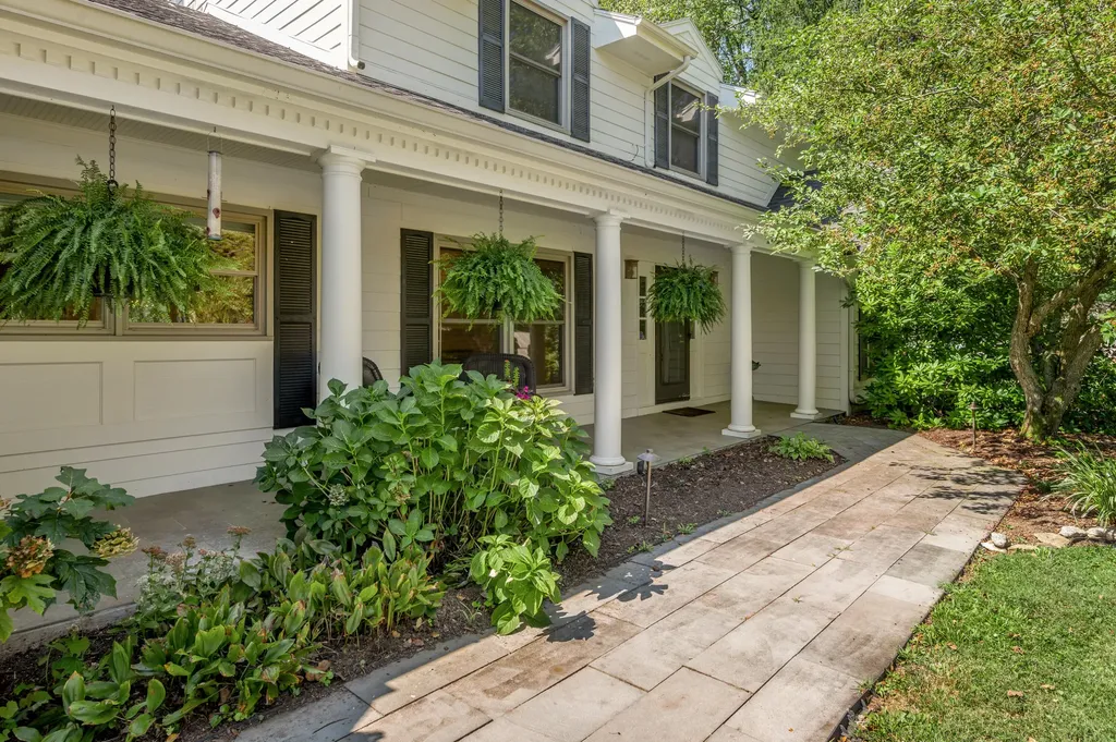 120 Creekside Drive Georgetown KY 40324