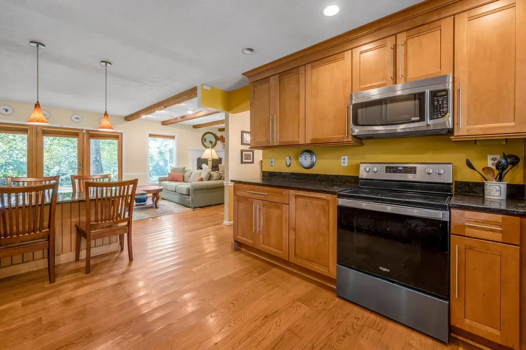 120 Creekside Drive Georgetown KY 40324