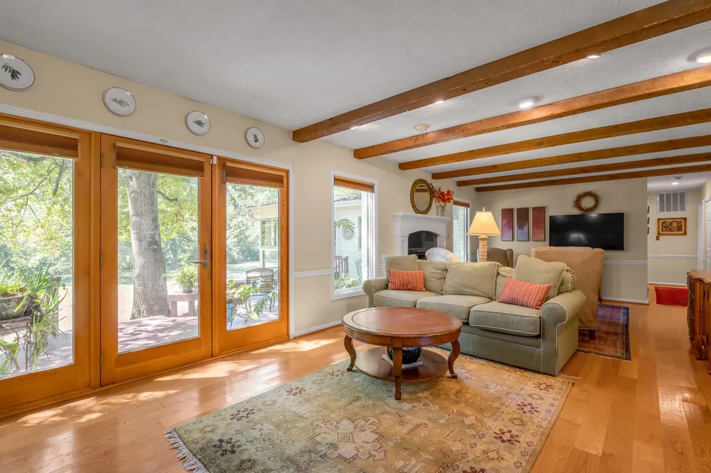 120 Creekside Drive Georgetown KY 40324