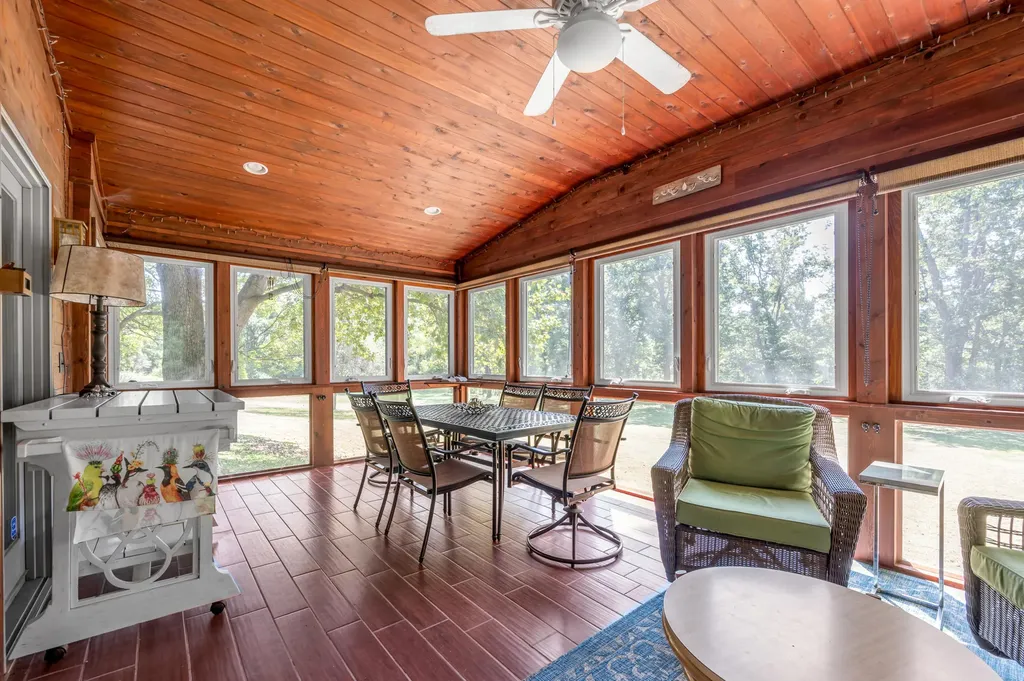 120 Creekside Drive Georgetown KY 40324