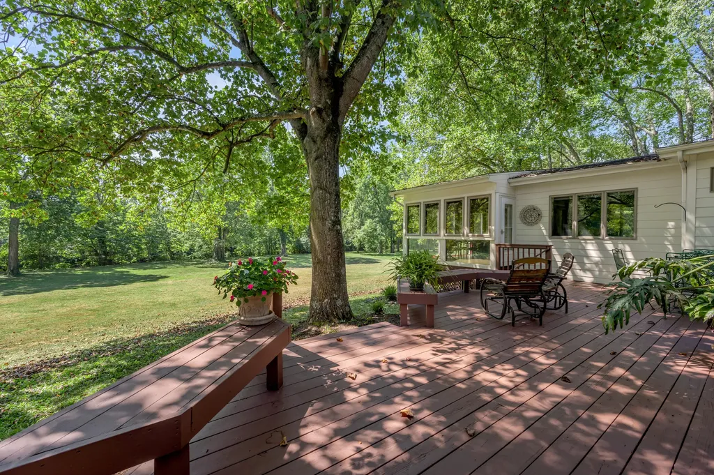 120 Creekside Drive Georgetown KY 40324