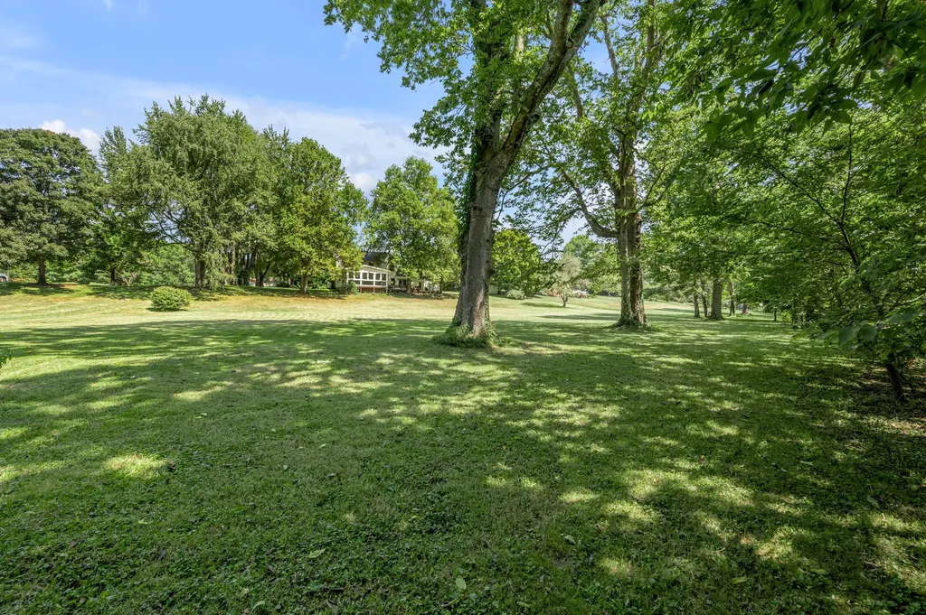 120 Creekside Drive Georgetown KY 40324