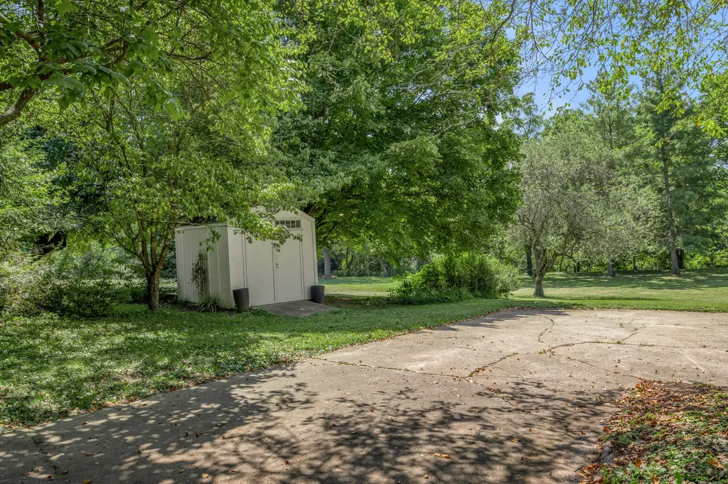 120 Creekside Drive Georgetown KY 40324