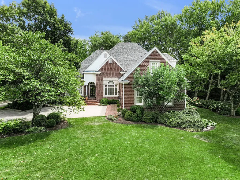 1604 Eastwood Lane Lexington KY 40502