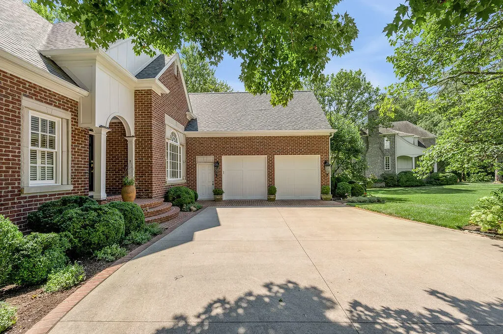 1604 Eastwood Lane Lexington KY 40502