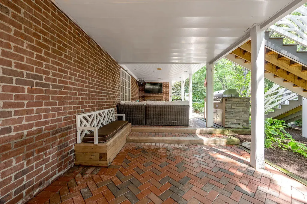 1604 Eastwood Lane Lexington KY 40502