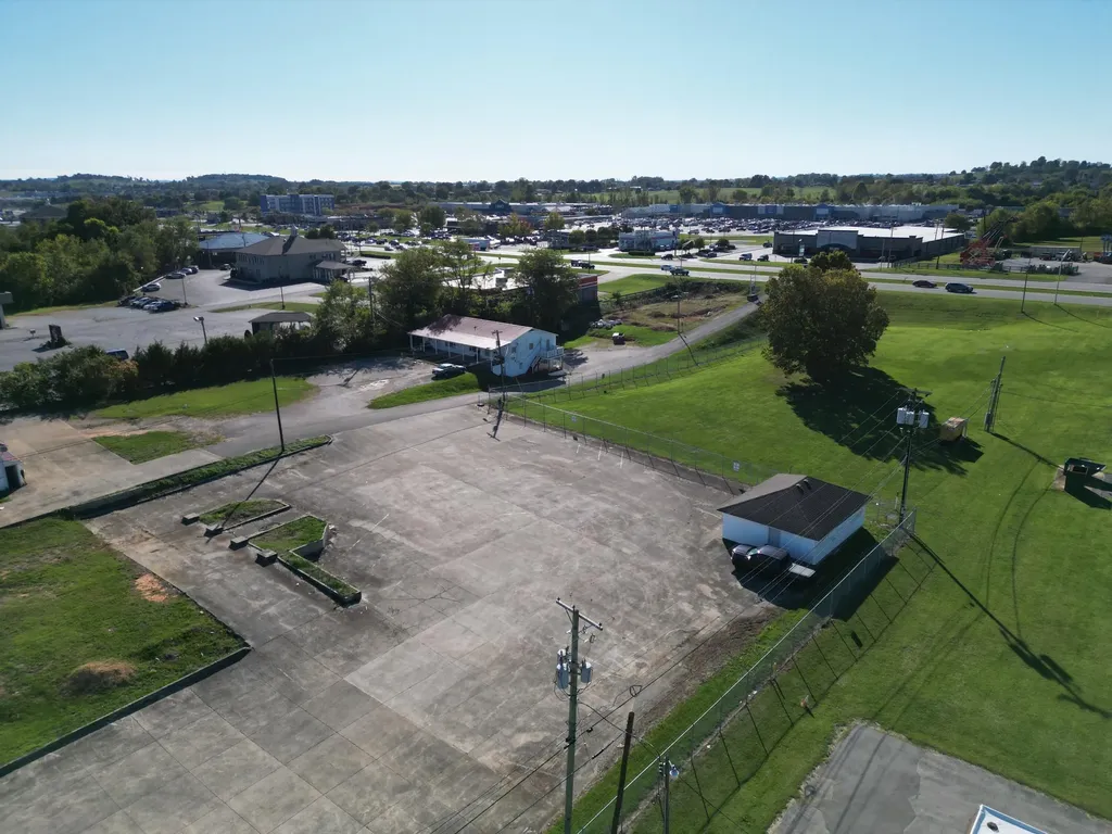 1740 Us-27 Somerset KY 42503