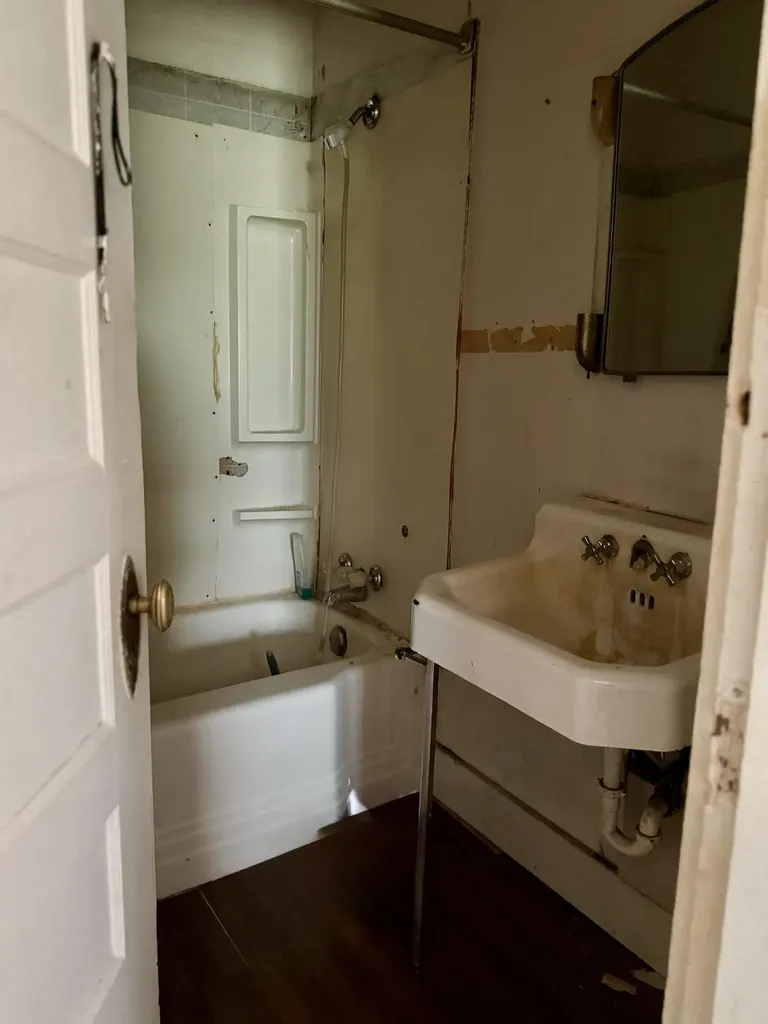 87 Red Wing Road Wallins KY 40873