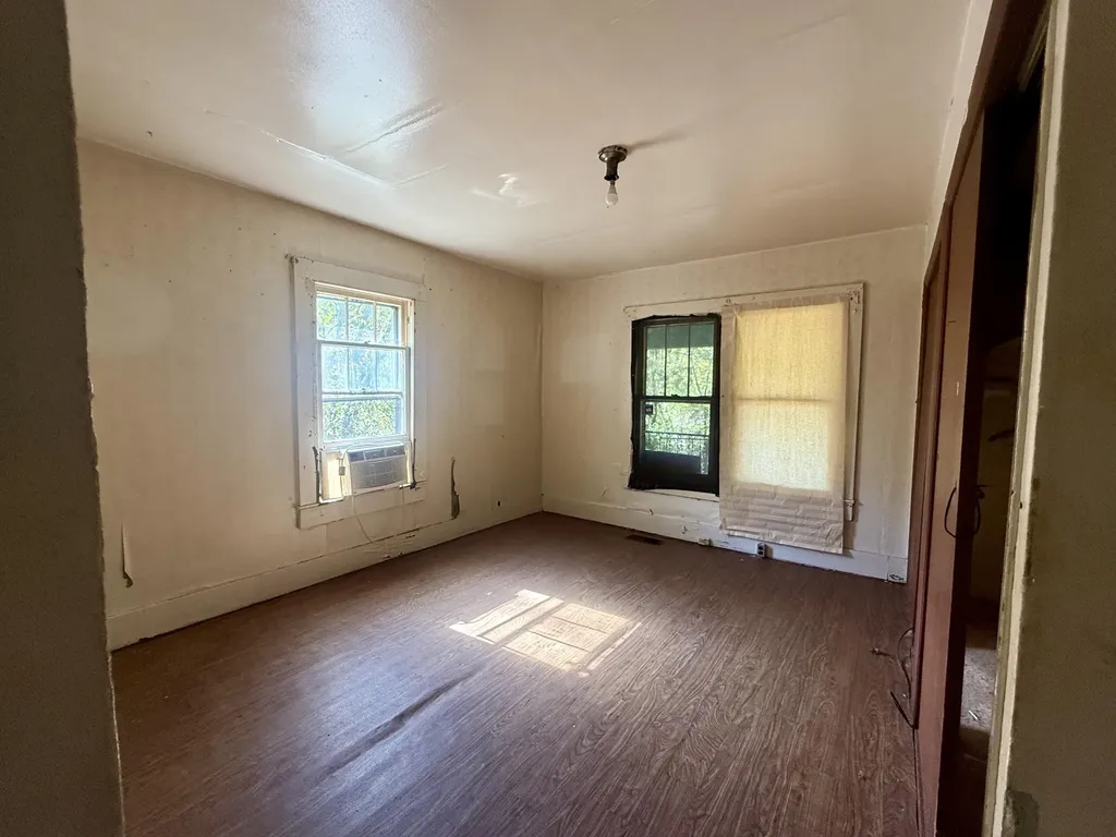 87 Red Wing Road Wallins KY 40873