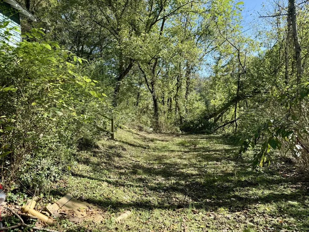 87 Red Wing Road Wallins KY 40873