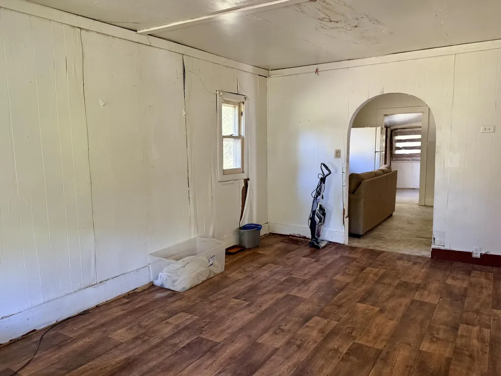 87 Red Wing Road Wallins KY 40873