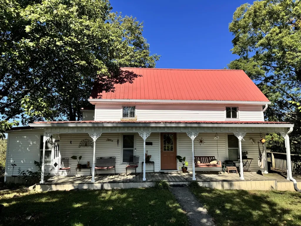 137 Wells Lane Willisburg KY 40078