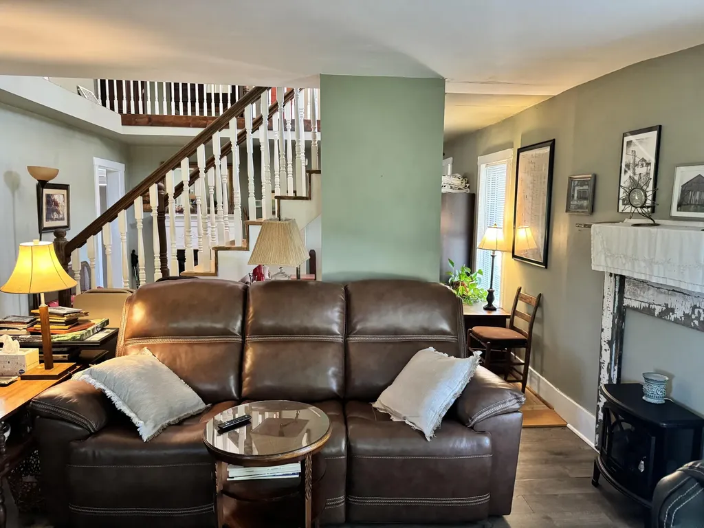 137 Wells Lane Willisburg KY 40078