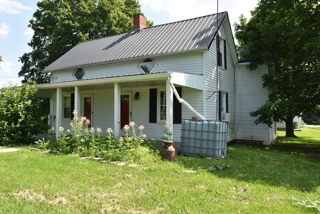 3979 Baker Ridge Road Willisburg KY 40078