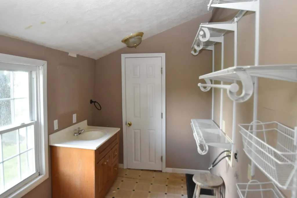 3979 Baker Ridge Road Willisburg KY 40078