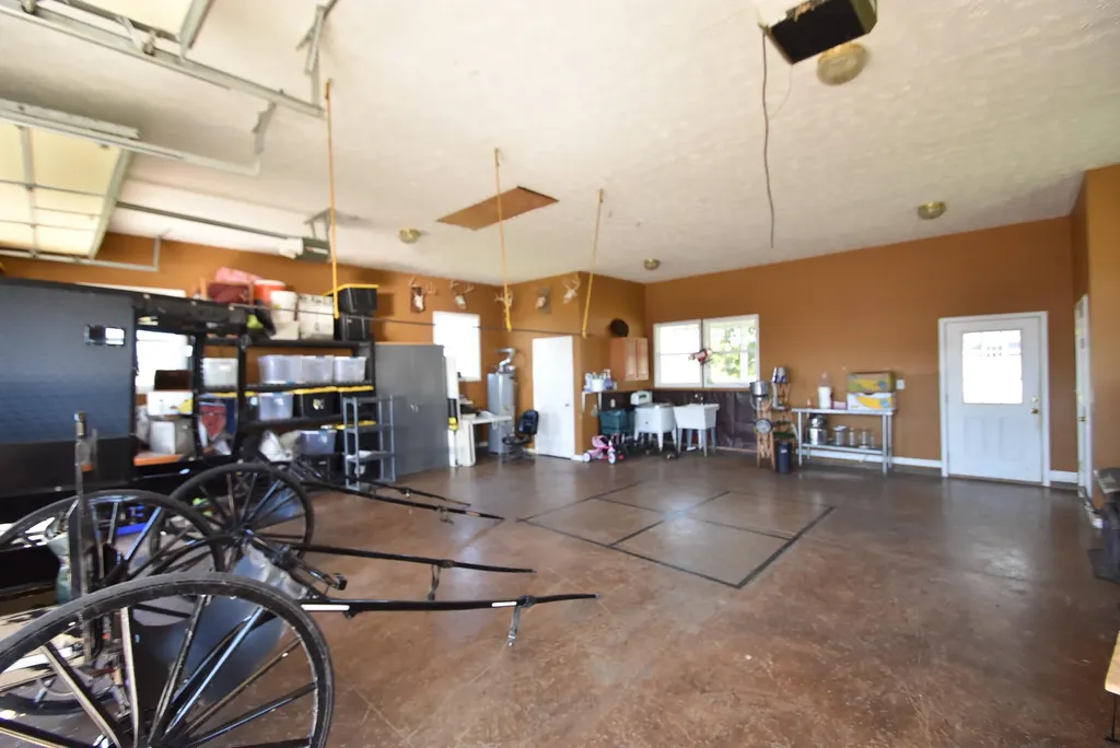 3979 Baker Ridge Road Willisburg KY 40078