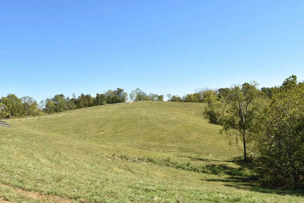 3979 Baker Ridge Road Willisburg KY 40078