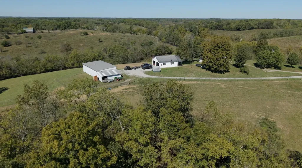3979 Baker Ridge Road Willisburg KY 40078